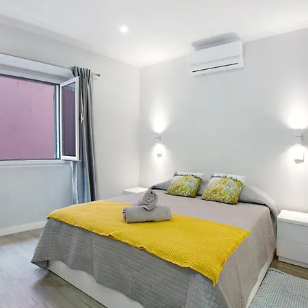Familia Doria Nobrega T0 Apartment