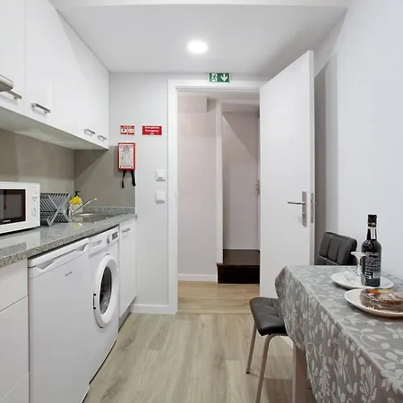 Familia Doria Nobrega T0 Apartment *